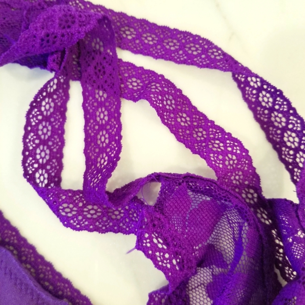 Victoria's Secret PINK Strappy Floral Lace Thong Panty NWT - Picture 7 of 11